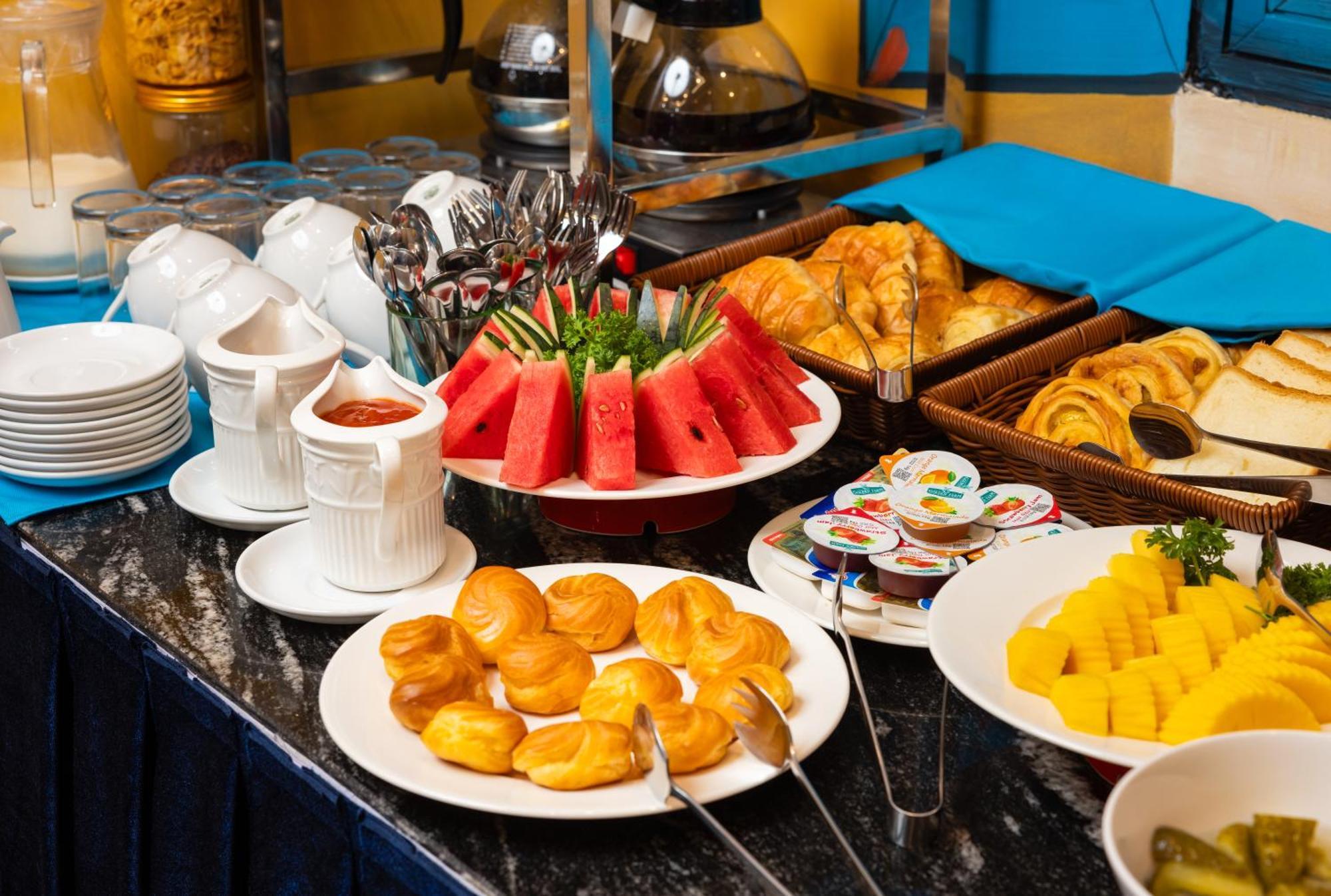 Casa Valentina Hanoi Hotel Bagian luar foto